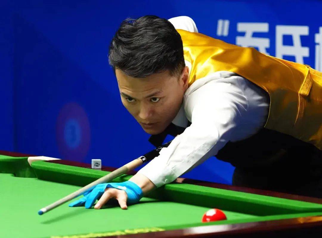 传切结合紧 传切结合紧